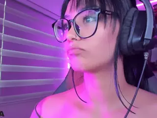Alice-rausing's Live Sex Cam Show