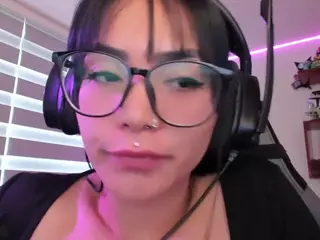 Alice-rausing's Live Sex Cam Show