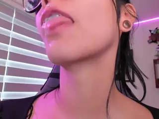 Alice-rausing's Live Sex Cam Show
