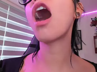 Alice-rausing's Live Sex Cam Show