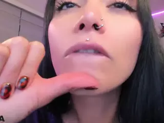 Alice-rausing's Live Sex Cam Show