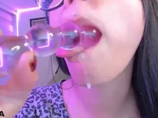 Alice-rausing's Live Sex Cam Show