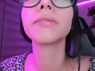 Alice-rausing's Live Sex Cam Show