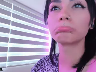Alice-rausing's Live Sex Cam Show