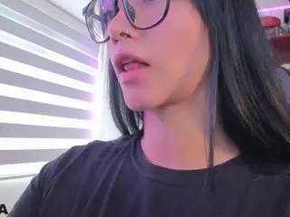 Alice-rausing's Live Sex Cam Show