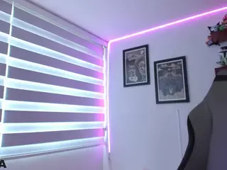 Alice-rausing's Live Sex Cam Show