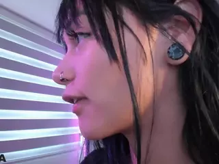 Alice-rausing's Live Sex Cam Show