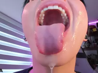Alice-rausing's Live Sex Cam Show