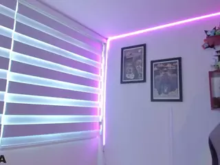 Alice-rausing's Live Sex Cam Show