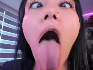 Alice-rausing's Live Sex Cam Show