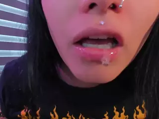 Alice-rausing's Live Sex Cam Show