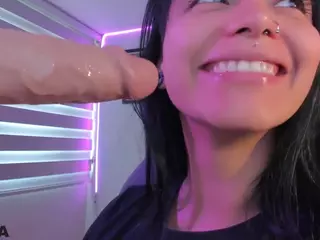 Alice-rausing's Live Sex Cam Show