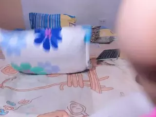 isabelle-adjanii's Live Sex Cam Show