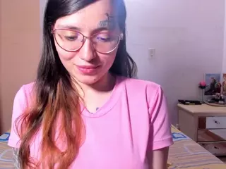 isabelle-adjanii's Live Sex Cam Show