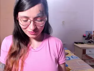 isabelle-adjanii's Live Sex Cam Show