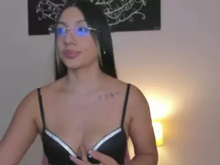 little-tequilla3's Live Sex Cam Show