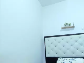 Cutelatinax's Live Sex Cam Show