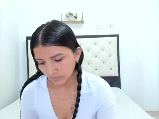 Cutelatinax's Live Sex Cam Show