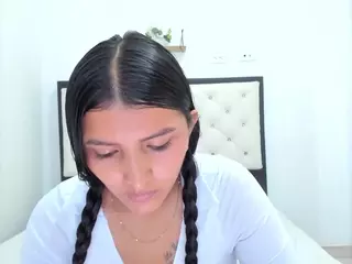 Cutelatinax's Live Sex Cam Show