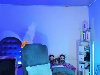 kimii23's Live Sex Cam Show