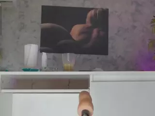 LuckyyStrike's Live Sex Cam Show