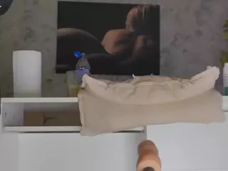 LuckyyStrike's Live Sex Cam Show