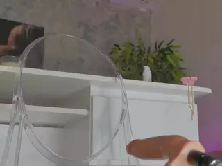 LuckyyStrike's Live Sex Cam Show