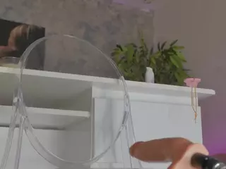 LuckyyStrike's Live Sex Cam Show