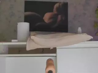 LuckyyStrike's Live Sex Cam Show