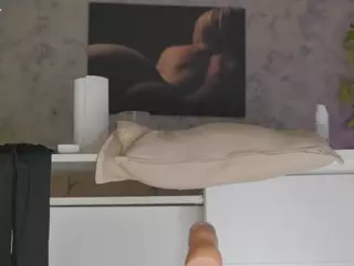 LuckyyStrike's Live Sex Cam Show
