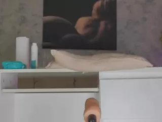 LuckyyStrike's Live Sex Cam Show