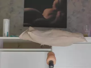 LuckyyStrike's Live Sex Cam Show