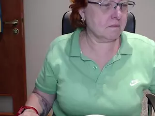 CurvyJoanna's Live Sex Cam Show