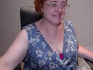 CurvyJoanna's Live Sex Cam Show