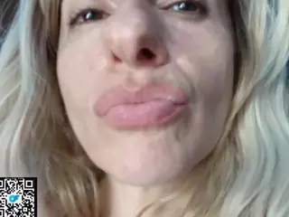 firebirdMIA's Live Sex Cam Show