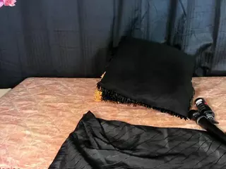DENISE WOLFE's Live Sex Cam Show
