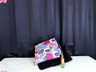DENISE WOLFE's Live Sex Cam Show