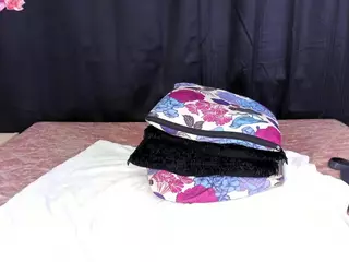 DENISE WOLFE's Live Sex Cam Show