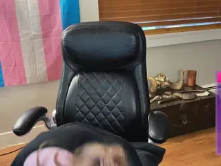 luluvaladon's Live Sex Cam Show