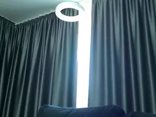 alicexalice's Live Sex Cam Show