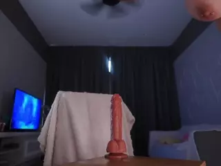 makotomai's Live Sex Cam Show