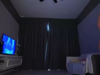 makotomai's Live Sex Cam Show