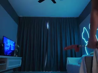 makotomai's Live Sex Cam Show