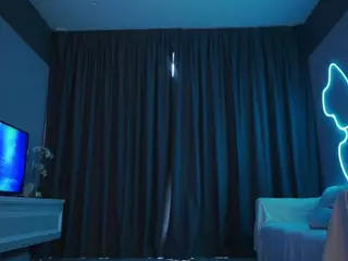 makotomai's Live Sex Cam Show