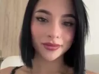 Kira Lopez's Live Sex Cam Show