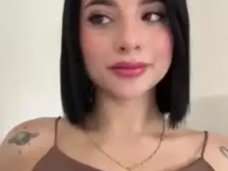 Kira Lopez's Live Sex Cam Show