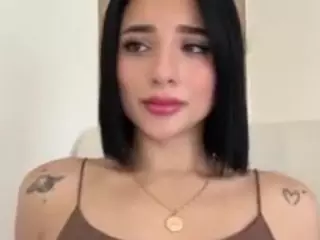 Kira Lopez's Live Sex Cam Show