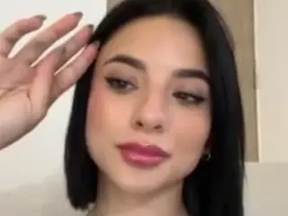 Kira Lopez's Live Sex Cam Show