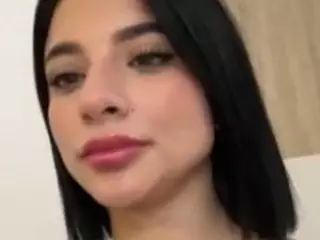 Kira Lopez's Live Sex Cam Show