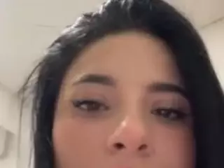 Kira Lopez's Live Sex Cam Show